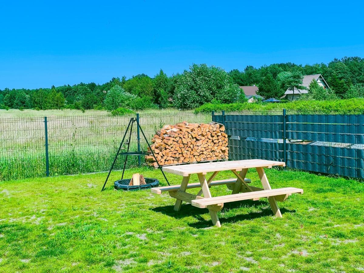 Slonce I Woda Domki Caloroczne, Klimatyzacja, Podgrzewany Basen, Bezplatny Parking Łeba Exterior foto